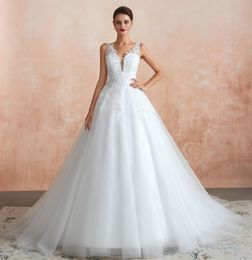 Romantic White Sheer Bodice Wedding Dresses Illusion Deep V-Neck Vestidos Lace Sequins Long Bridal Gowns A-Line Bride Dress