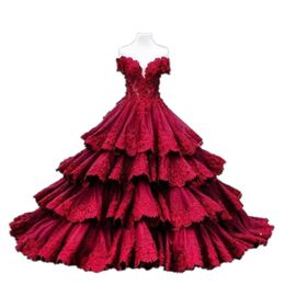 Elegant Red Wedding Dresses Sexy Sweetheart Off Shoulder Tiered Bridal Gowns Lace Appliques Sweep Train A Line Wedding Gowns