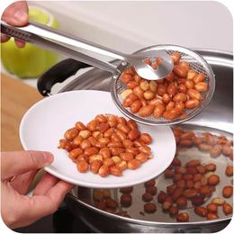 A Multifunctional Stainless Steel Strainer Philtre Fried Food Clip Creative Filtering Spoon