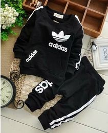 abbigliamento adidas bambino 2 anni abbigliamento adidas bambino 2 anni