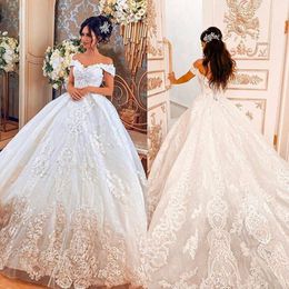 2020 Glamorous Lace Ball Gown Weeding Dresses Off Shoulder Appliqued Bridal Gowns Plus Size Backless Sweep Train Wedding Dress