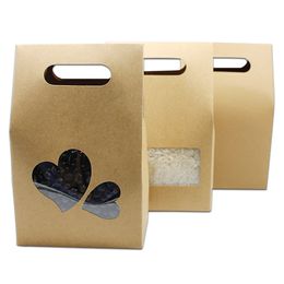 -Caixa de presente de papel Kraft 200pcs Folding Carton Com Indicador Handle Tela Chocolate Doce Snack Food Packaging Wedding Party Favor