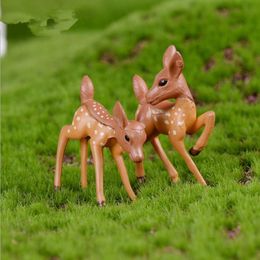 Miniature Deer Lover Cartoon Fawn Doll Moss Terrarium Creative Craft Micro Landscape Ornaments Desktop DIY Accessories