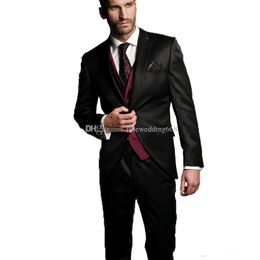 Newest Black Groomsmen Peak Lapel Wedding Groom Tuxedos Men Suits Wedding/Prom/Dinner Best Man Blazer(Jacket+Tie+Vest+Pants) 559