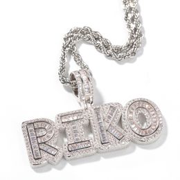 Collana con pendente a forma di lettera Baguette con nome personalizzato Hip Hop con catena a corda libera Gioielli con ciondolo da uomo in argento con zirconi Bling in argento dorato