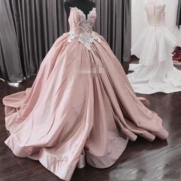 Blush Pink Quinceanera Dresses 2020 Nyaste älskling halsringning spets upp igen applicerad pärlstav söt 16 födelsedagsfest prom bollklänning