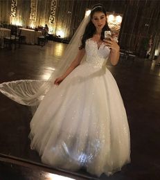 Luxury Sparkly Ball Gown Wedding Dresses White Princess Lace Sequins Appliqued Bridal Gowns Vintage Plus Size Dresses Custom Made 149