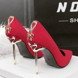 New Fashion Luxury Designer Wedding Shoes Women High Heels Shoes Summer Pointed Sexy Metal Bow Stiletto Evening Prom Party Shoe Pumps Shoes