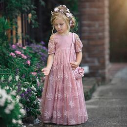 Lovely Bohemia Lace Flower Girl Dresses For Beach Wedding Pageant Gowns With Short Sleeves Floor Length Boho Kids First Holy Communion Dress