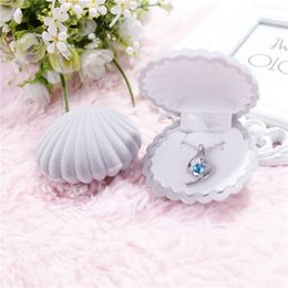 Shell Shape Velvet Ring Box Engagement Wedding Jewelry Boxes Gift Case Holder for Lover's Gift YQ2009