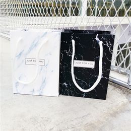 White Black Marble Design Paper Handbag Wedding Favour Party Gift Bags Fashion Jewellery Package Bags