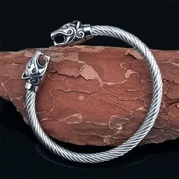 Stainless steel wolf bracelet Viking jewelry fashion accessories Viking bracelet men's wristband cuff female