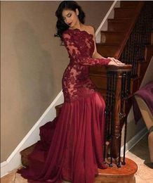 2019 New One Long Sleeve Prom Dresses with Lace Applique Chiffon Sweep Mermiad Evening Party Formal Gowns