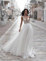 2019 Navi Blue A Line Wedding Dresses V Neck Lace Beaded Rhinestone Boho Wedding Dress Sweep Train Backless Customized Vestidos De1871