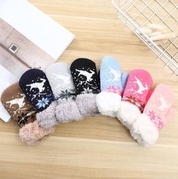 Christmas Kids Gloves Cartoon Deer Velvet Knitted Mittens Winter Thicken Boy Gloves Outdoor Girls Mittens Mitts Magic Mittens 7 Colours D6392