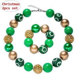 Braccialetto della collana della ragazza verde di Natale 2pcs Set bambini Set di gioielli per boutique di perline a bolle grosse per bambini Regalo di festa