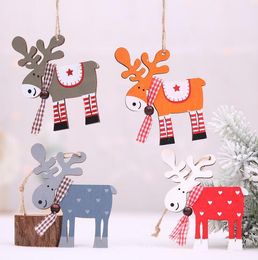 Hot Home Festive Christmas Tree Decor Wood Painted Elk Pendant Xmas Party Decor Deer Pendants Christmas Decoration for Home