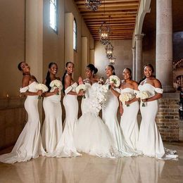 2020 Nigerian Country White African Dresses Off Shoulder Sleeveless Backless Long Full Length Bridesmaid Gown For Weddings 322