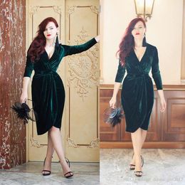 Emerald Green Velvet Short Prom Dresses Deep V Neck Knee Length Party Cocktail Dress Long Sleeves Formal Dress Evening Gowns ogstuff