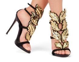 Hot Sale-2018 Designer Heel Sandals Gold Nude Black Party Events Scarpe Gladiatore Sandali alati metallici