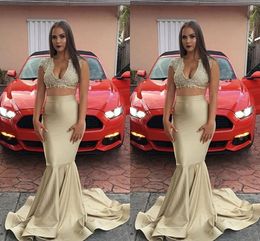 Champagne Two Piece Mermaid Prom Dresses V Neck Lace Applique Floor Length Cheap Simple Special Occasion Dress Evening Gowns robes de soirée