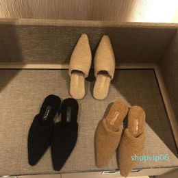 lamb shoes prices