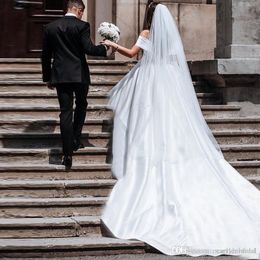 NEW Fashion A Line Wedding Dresses Off Shoulder Pleats Floor Length Satin Court Train Wedding Dress Bridal Gowns Vestidos De Noiva