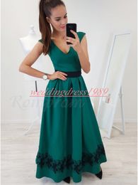 Charming Teal Evening Dresses Plus Size Satin Lace V-Neck Floor Length Arabic Formal Gowns Party Occasion Prom Wear Vestido de noche