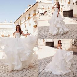 White Boho Wedding Dresses Tiered Tulle A Line Lace Appliqued Sweep Train Beach Wedding Dress Custom Made Plus Size Bohemian Robes De Mariée