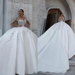 2020 Luxurious Arabic Ball Gown Dresses Beaded Jewel Neck Lace Appliqued Long Sleeve Wedding Gowns Custom Made Vestidos De Novia 322