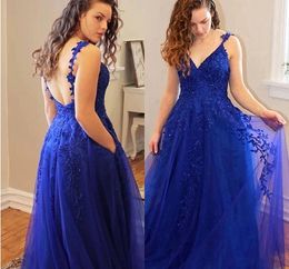 Royal Blue Tulle Prom Dresses Long Tulle Appliques Evening Dresses With Pocket Open Back V Neck A Line Party Gowns