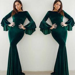 2019 Dark Green Long Bell Sleeves Mermaid Prom Dresses Jewel Neck Floor Length Evening Party Gowns