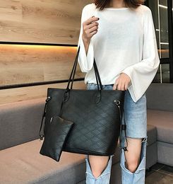 Messenger Embossed Women Shoulder Bags With Bag Leather Womens Casual Designer Female 32cm PU Handbags Wallet Lxgdd