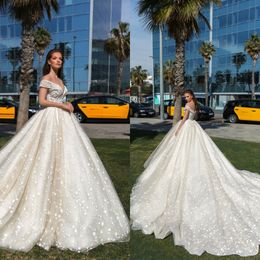 2020 Crystal Design Ball Gown Wedding Dresses Sheer Jewel Neck Appliqued Beaded Lace Bridal Gowns Custom Made Abiti Da Sposa