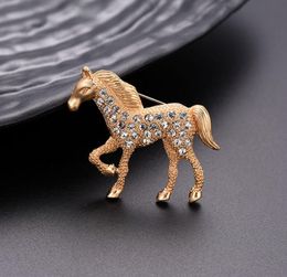 Fashion- exquisite fashion pony brooch alloy animal brooch clothing hundred matching accessories European and American cross-border