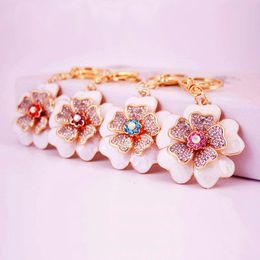 Crystal Rhinestone Keychain Enamel Alloy Flower Pendant Key Chain 3pcs/Lot Gold Tone Metal Floral Car Key Ring Birthday Gift Bag Charm