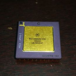 MC68881RC16A . MC68881RC16B , Gold 32-BIT, MATH COPROCESSOR, CPGA-68 pins Ceramic Package IC, MC68881RC12 20 25 . Used Old Desoldering