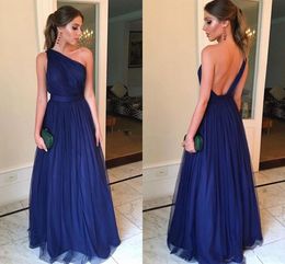 New Modern Evening Dresses One Shoulder Backless A Line Sweep Train Tulle Formal Party Evening Gowns Sexy Special Occasion Dresses Vestidos