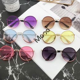 Neue Sommerkinder Sonnenbrille Vintage Style Girls rund Sonnenbrillen Jungen Strand Schutzmädchen UV 400 Adumbral Sonnenbrille