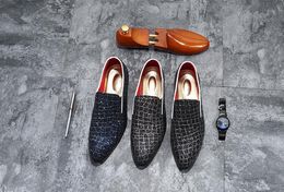 couro Especial de Primavera Mens confortáveis ​​vestir sapatos desenhador de moda casamento sapatos Homens Pretos Negócios