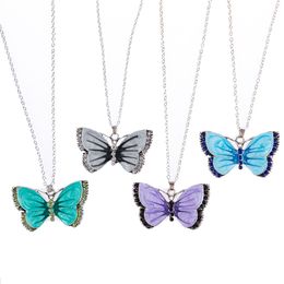 Retro Sweeter Butterfly Pendant Necklace Drop Oil Painted Inlaid Diamond Pendant Necklace Alloy Fashion Sweater Chain