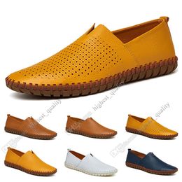 New hot Fashion 38-50 Eur nuove scarpe da uomo in pelle da uomo Colori caramella soprascarpe Scarpe casual britanniche spedizione gratuita Espadrillas Dodici