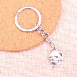 New Keychain 21*16mm skeleton head skull Pendants DIY Men Car Key Chain Ring Holder Keyring Souvenir Jewellery Gift