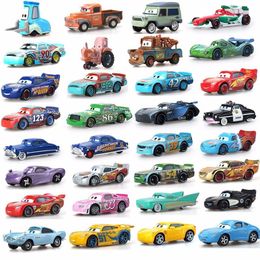 -Großhandel 39 Stil Mater Jackson Storm Ramirez 1:55 Diecast Fahrzeug Metalllegierung Auto Modell Junge Kind Spielzeug Geschenk 10 Stück / Set