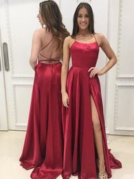 Abiti da ballo con spalline rosse Abiti da festa con spacco alto Abiti da sera senza schienale unici sexy Abiti lunghi economici per occasioni speciali da donna