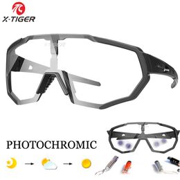 X-TIGER 2019 Polarised Photochromic Cycling Glasses Outdoor Sports MTB Bicycle Sunglasses Goggles Mountain Bike Cycling Eyewear