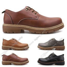 Moda de gran tamaño 38-44 nuevos zapatos de cuero para hombres chanclos zapatos casuales británicos envío gratis alpargatas cuarenta y uno