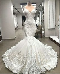 Elegant Mermaid Wedding Dresses Spaghetti Lace Bridal Gowns With Appliqued Sweep Train Illusion Sleeveless Princess Wedding Dress Custom