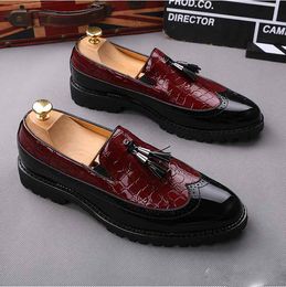 Hot Sale-British Luxury Men Oxford Dress Shoes Spring Summer PU Leahter Loafers Elegant Tassel Men Flats Business Wedding Shoe