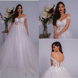 2020 Wedding Dresses Off-shoulder Sleeveless Appliqued Lace A-line Bridal Dress Beach Backless Sweep Train Custom Made Robes De Mariée Cheap